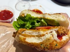黄金三脆多汁鸡堡-必胜客(万达百货店)