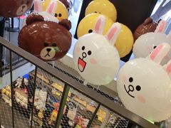 -LINE FRIENDS Garosu-gil Flagship Store
