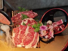 -铭牛烧肉·和牛海鲜自助(高新月牙湖店)