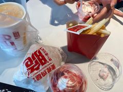-麦当劳(东大桥店)