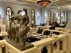-北京奥加美术馆酒店(三里屯工人体育场地铁站店)