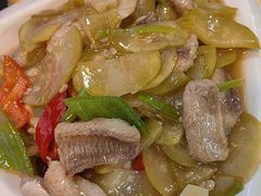 -东方之猪四更烤乳猪(金垦总店)