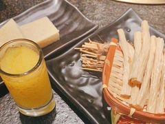 -湊湊火锅·茶憩(打浦桥日月光店)