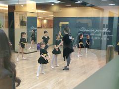 -港龙舞蹈·成人少儿舞蹈培训(深圳湾校区)