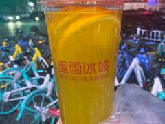 -蜜雪冰城(曼哈顿十字路口店)
