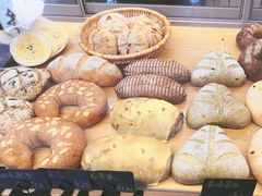 -研麦家面包(亚泰华府店)