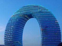 -湖州太湖旅游度假区-月亮广场