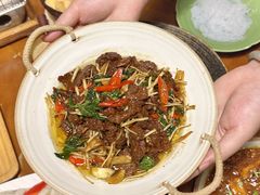 -雀舞云南菜(天津天河城购物中心店)