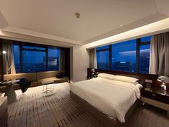 -上海龙之梦万丽酒店