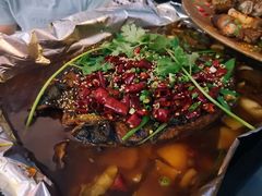 -何师烧烤Pro ·江湖川菜·小龙虾·精酿(太古里旗舰店)