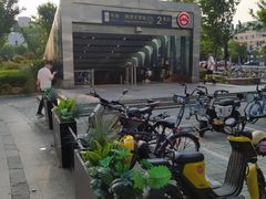 -同济大学(地铁站)