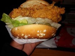 -肯德基(盘龙奥莱店)