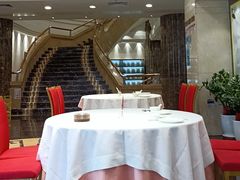 -凤凰楼酒家·粤宴点心(华强北店)