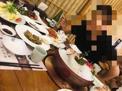 -青瓦餐厅·生鱼片·韩园烤肉(西塔店)