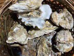 -蚝堡海鲜·威海菜·海肠捞饭·烧烤·亚洲吃蚝公司(幸福门店)