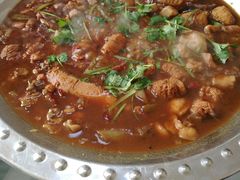 -鸿亨泰杂鱼馆(港馨家园店)