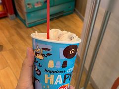 暴风雪-DQ·蛋糕·冰淇淋(河东万达店)