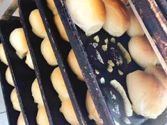 -爱心面包(建设中路店)