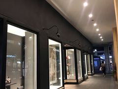 -COACH蔻驰(赛特奥特莱斯店)