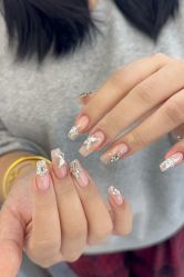 -U+nail优加专业美甲美睫