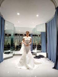 -艾米丽婚纱礼服