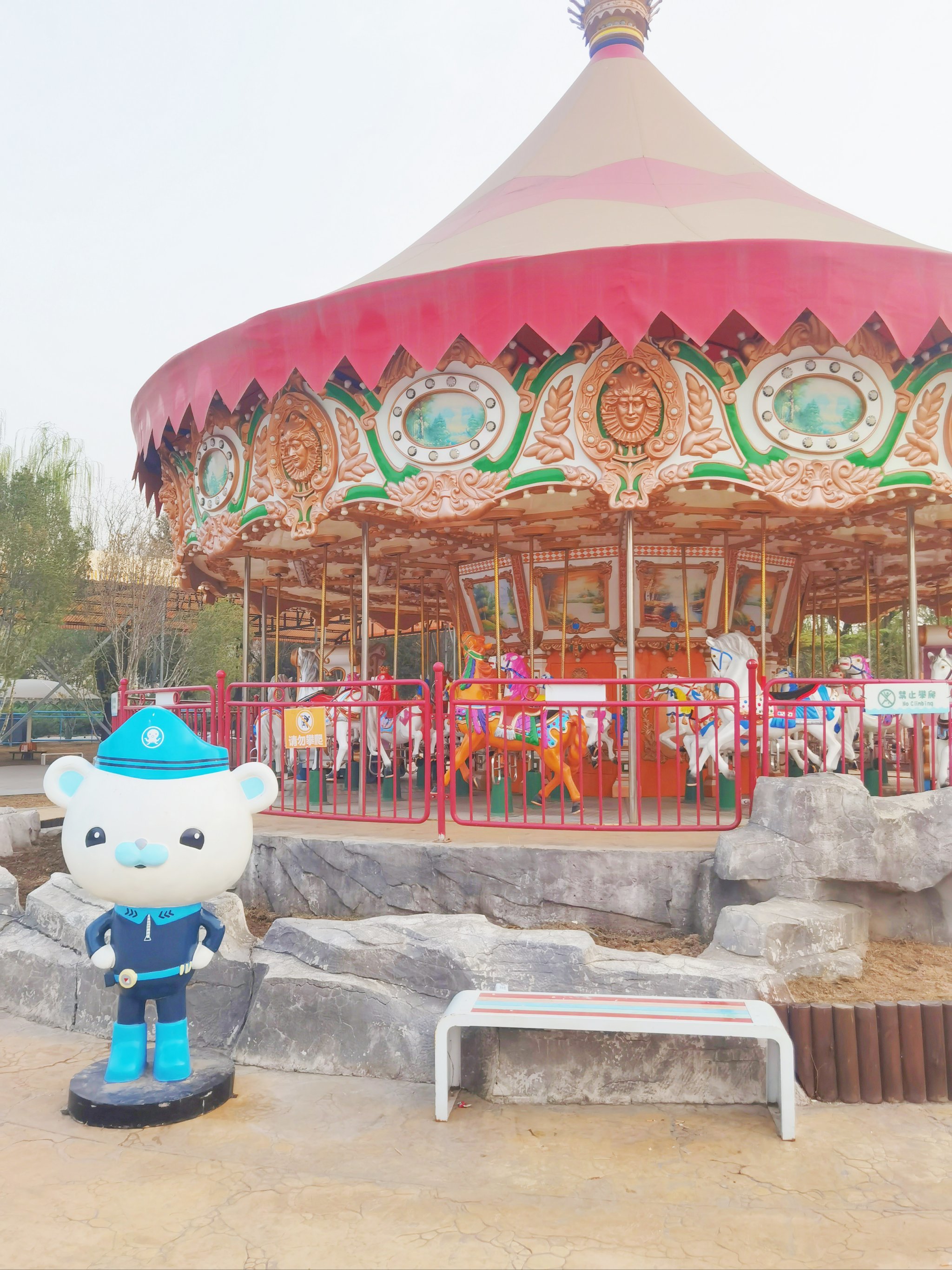 儿童过山车无限次!小朋友玩疯了!