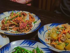 -Cuc Gach Quan Restaurant