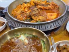 -喇喇排骨火锅·传统韩式脊骨汤(望京西园总店)