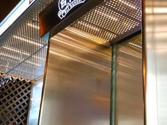 门面-白仁仔· 活烤海鲜 宵夜(豫园店)