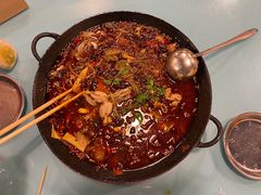 -鸿顺老铁锅美蛙鱼府(解放碑店)