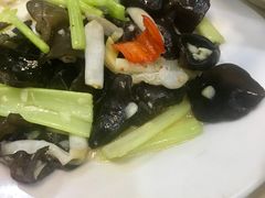-鑫悦楼煎蟹·16年海鲜大排档