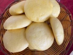玉米面饼子-韵之源农家菜(北京1店)