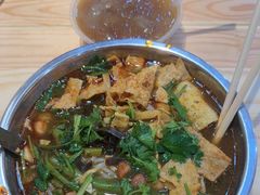 -柳州肥姨妈大骨螺蛳粉(东靖路店)
