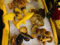 -滇釜火锅·能喝汤的火锅(车公庄店)