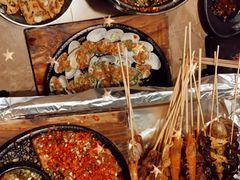 -何师烧烤Pro ·江湖川菜·小龙虾·精酿(太古里旗舰店)