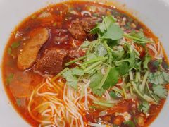 -李与白包子铺(桐梓林店)