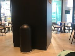 -星巴克臻选(华堂·新辰汇店)