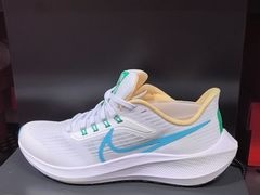 -NIKE上海青浦优选体验店