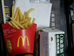 -麦当劳(百联西郊购物中心店)