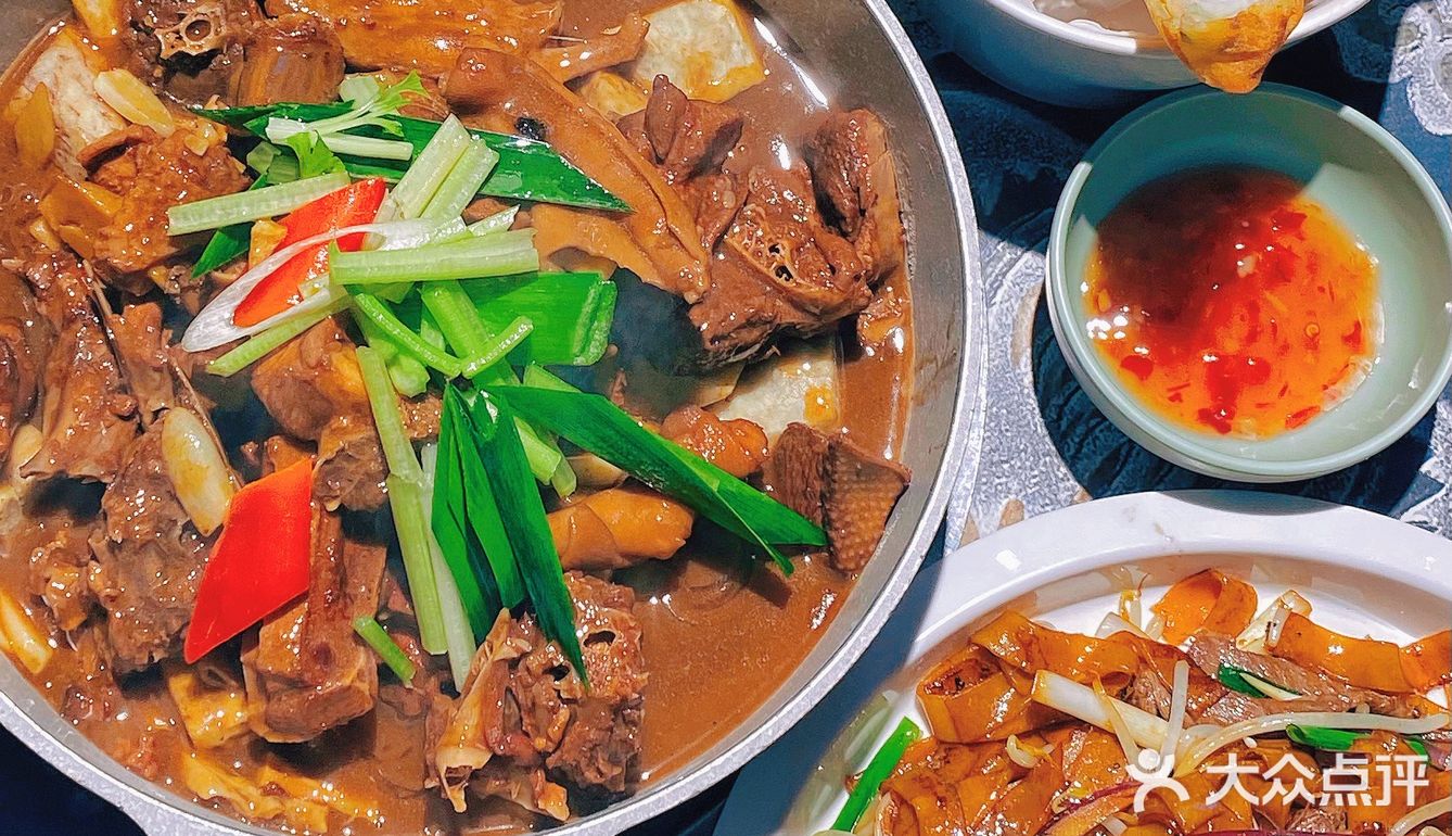 他们家真·虾肉春卷真的惊艳❗️我一个人吃两份…