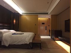 -中山利和希尔顿酒店