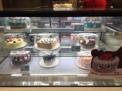 面包甜点陈列柜-DQ·蛋糕·冰淇淋(通州万达店)
