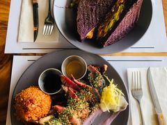 -Cha Café and Bistro