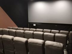 -大光明丽星VIP影城(昌里路杜比全景声店)
