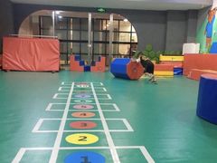 -趣动熊运动发展中心(乐坊校区)