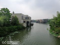 -上海怡沁园度假酒店