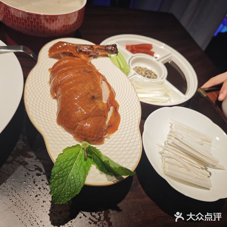 非遗烤鸭和糖葱的碰撞