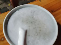 椰汁西米露加汤圆-石楼老字号糖水店(人民路店)
