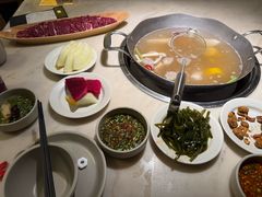 -左庭右院鲜牛肉火锅(浦江欢乐颂店)