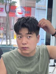 -乾健·烫染·接发SALON